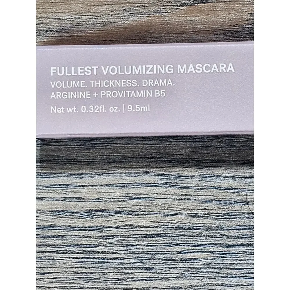 ILIA Fullest Volumizing Mascara Black